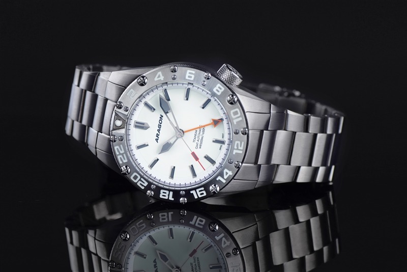 ARAGON Enforcer Titanium GMT 9075 White Full Lume 44mm