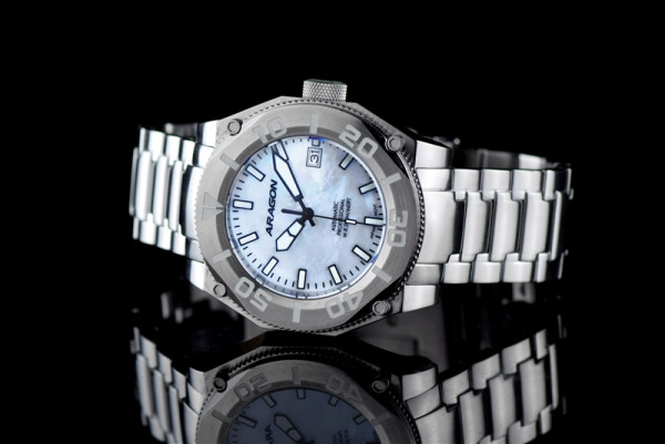 ARAGON Armour White MOP Automatic 44mm Steel