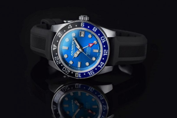 ARAGON Divemaster Blue GMT 40mm